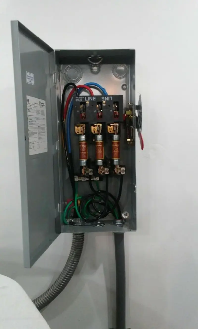 Three-phase disconnect switch installed for Electrical Wiring & Rewiring in Imperial